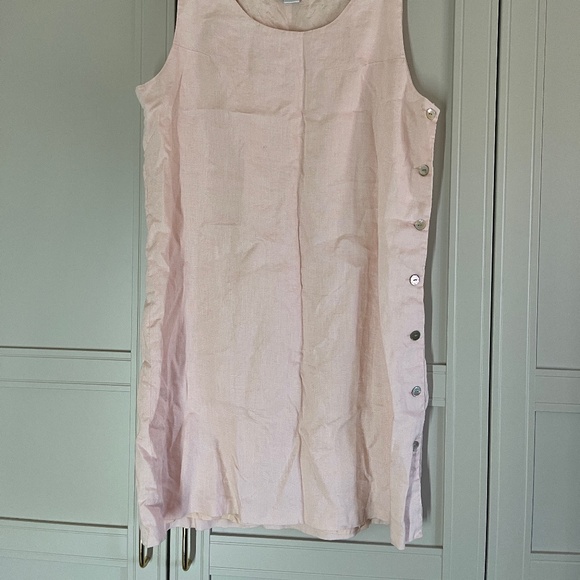 Pink Linen Dress - Picture 4 of 4